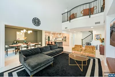 207 Shearwater Court 14 #14, Jersey City, NJ 07305 - Photo 5