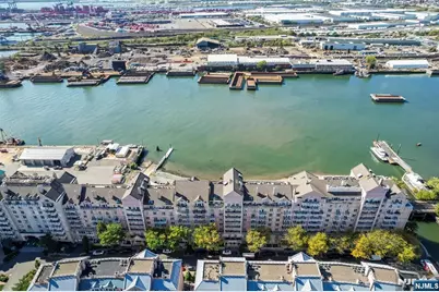 207 Shearwater Court 14 #14, Jersey City, NJ 07305 - Photo 27