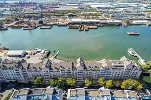 207 Shearwater Ct 14, Jersey City, NJ 07305 - Photo 27