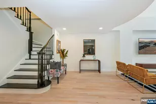 207 Shearwater Ct 14, Jersey City, NJ 07305 - Photo 15