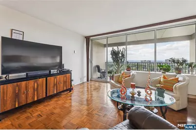 6 Horizon 2106 #2106, Fort Lee, NJ 07024 - Photo 11