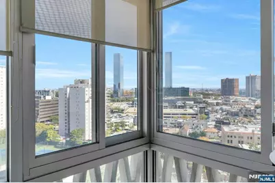 2000 Linwood Avenue 16T #16T, Fort Lee, NJ 07024 - Photo 17