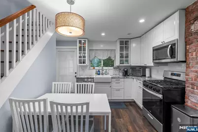 188 Scharer Avenue, Northvale, NJ 07647 - Photo 9