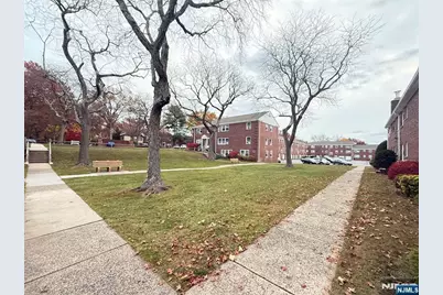 293 Bogert Road 1A #1A, River Edge, NJ 07661 - Photo 3