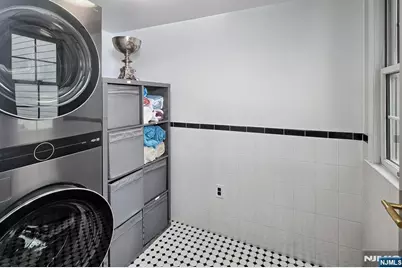 57 Lydia Drive, Guttenberg, NJ 07093 - Photo 21