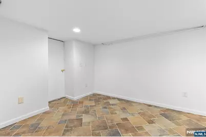 6 Cottage Place, Allendale, NJ 07401 - Photo 21