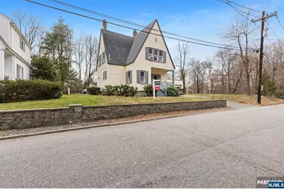 6 Cottage Place, Allendale, NJ 07401 - Photo 29