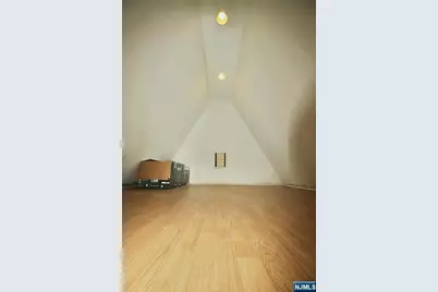 6 Cottage Place, Allendale, NJ 07401 - Photo 19