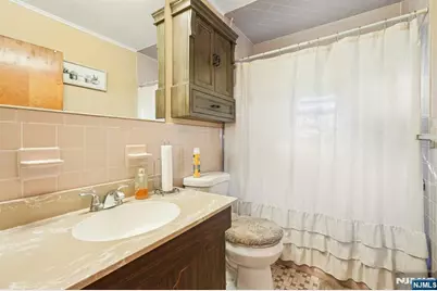 212 Jackson Avenue, North Plainfield, NJ 07060 - Photo 11