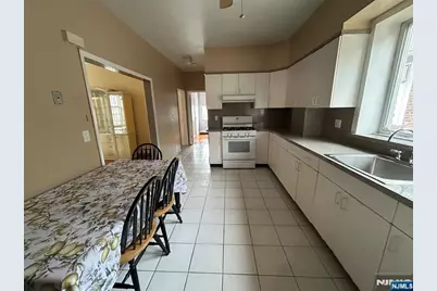 408 Morningside Avenue 2 #2, Fairview, NJ 07022 - Photo 3