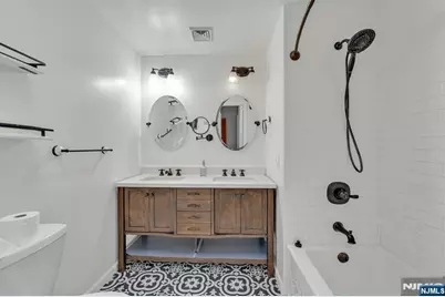 299 Elm Street, Newark, NJ 07105 - Photo 19