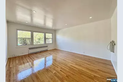 23 Trimble Avenue 2 #2, Clifton, NJ 07011 - Photo 3