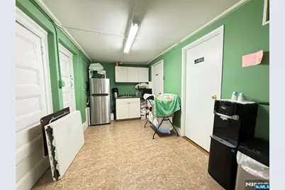 2913 Jeannette Street, Union City, NJ 07087 - Photo 39