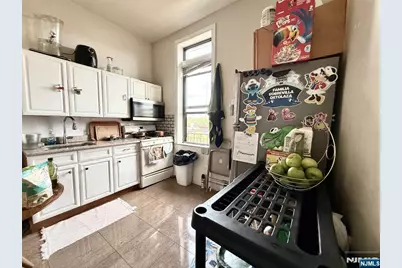 2913 Jeannette Street, Union City, NJ 07087 - Photo 7