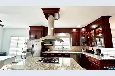 212 7th Street A #A, Palisades Park, NJ 07650 - Photo 5