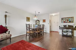 555 North 21M, Fort Lee, NJ 07024 - Photo 7