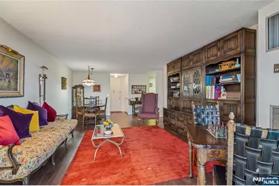 555 North 21M #21M, Fort Lee, NJ 07024 - Photo 19