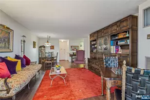 555 North 21M, Fort Lee, NJ 07024 - Photo 19