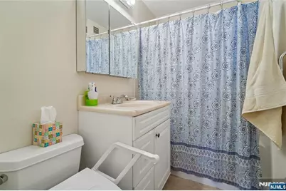 555 North 21M #21M, Fort Lee, NJ 07024 - Photo 15