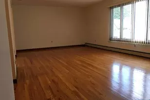 422 1st St, Carlstadt, NJ 07072 - Photo 3