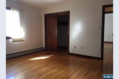 422 1st Street, Carlstadt, NJ 07072 - Photo 15