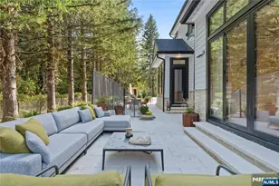 48 Pleasant Ave, Upper Saddle River, NJ 07458 - Photo 21