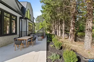 48 Pleasant Ave, Upper Saddle River, NJ 07458 - Photo 19