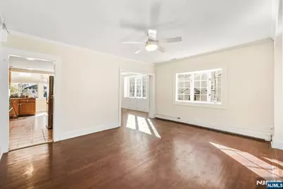 331 Mountain Way, Rutherford, NJ 07070 - Photo 7