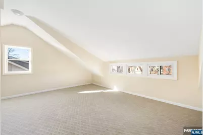 331 Mountain Way, Rutherford, NJ 07070 - Photo 29