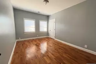 10 Main Ave, Elmwood Park, NJ 07407 - Photo 5