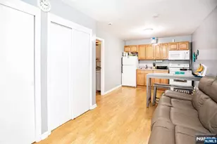 14 Green Ct, Lodi, NJ 07644 - Photo 3