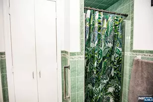 14 Green Ct, Lodi, NJ 07644 - Photo 7