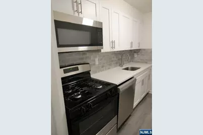 482 Broad Avenue #2, Leonia, NJ 07605 - Photo 9