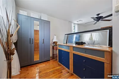 136 Central Boulevard, Palisades Park, NJ 07650 - Photo 15