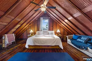 136 Central Blvd, Palisades Park, NJ 07650 - Photo 17