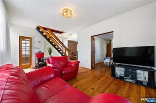 136 Central Blvd, Palisades Park, NJ 07650 - Photo 9