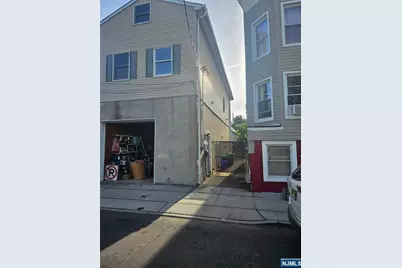 196 Lafayette Street, Orange, NJ 07105 - Photo 7