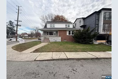 822 Kingsland Lane 1st Floor #1st floor, Fort Lee, NJ 07024 - Photo 1