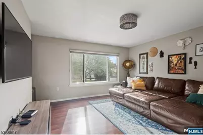 404-406 Chestnut, Newark, NJ 07105 - Photo 11