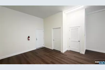 5552 Bergenline Avenue 1 #1, West New York, NJ 07093 - Photo 13