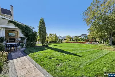 6 Northwood Drive, Franklin Lakes, NJ 07417 - Photo 27