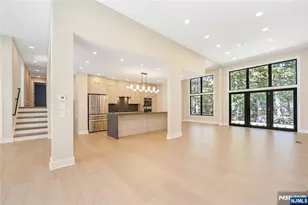 314 Meadowbrook Rd, Wyckoff Township, NJ 07481 - Photo 13