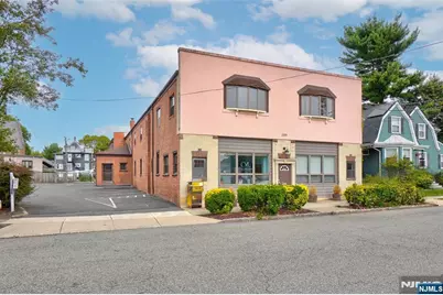 209 Cooper Avenue 8B #8B, Montclair, NJ 07043 - Photo 1