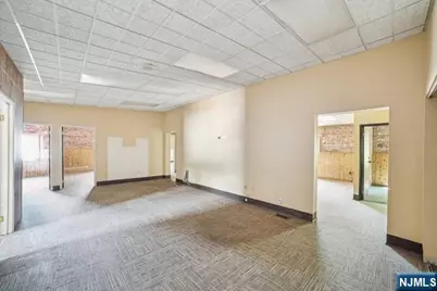 209 Cooper Avenue 12 #12, Montclair, NJ 07043 - Photo 5