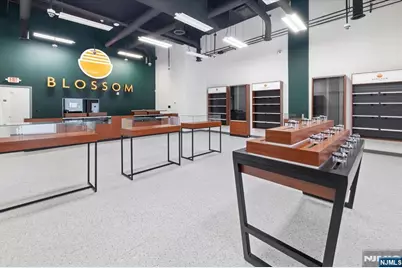 746-748 Tonnele Avenue, Jersey City, NJ 07307 - Photo 7