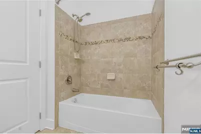 55 Mallory Avenue 69 #69, Jersey City, NJ 07305 - Photo 25