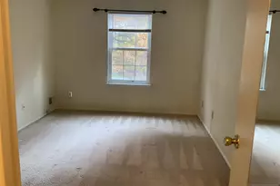 108 Raintree Ln 108, Mahwah, NJ 07430 - Photo 5