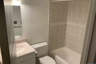 108 Raintree Ln 108, Mahwah, NJ 07430 - Photo 3