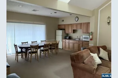 108 Raintree Lane 108 #108, Mahwah, NJ 07430 - Photo 13