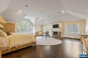 51 Chestnut Ridge Rd, Saddle River, NJ 07458 - Photo 19